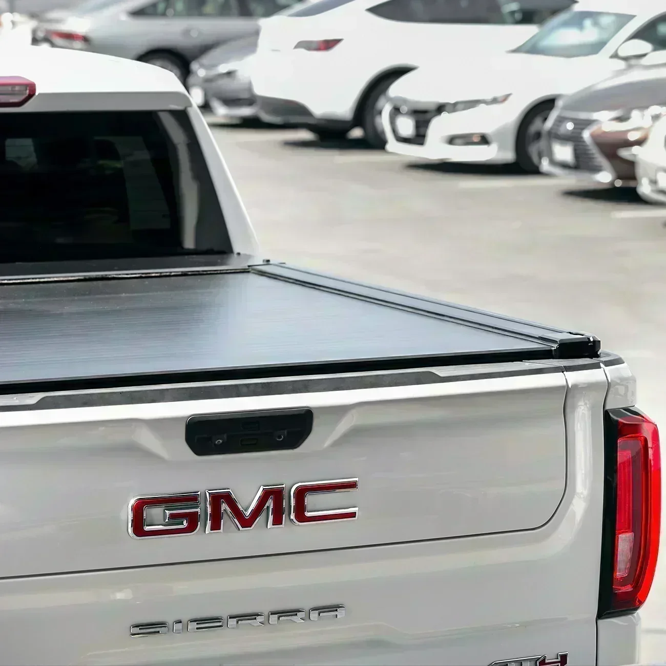 ER Power Retractable PRO Tonneau Cover (5ft - 5.8ft Bed) - Image 3